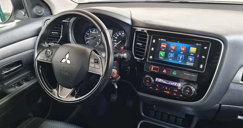 Mitsubishi Outlander cena 75000 przebieg: 133000, rok produkcji 2017 z Pilawa małe 466